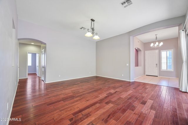 337 W Swan Drive, Chandler, AZ 85286