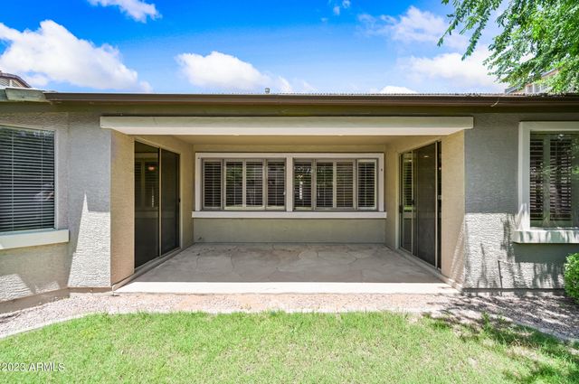 337 W Swan Drive, Chandler, AZ 85286