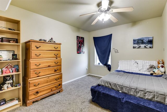 131 Logan Lane, Waxahachie, TX 75165