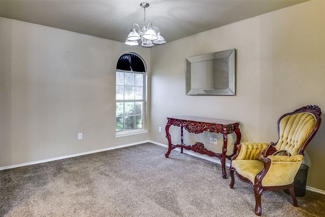 131 Logan Lane, Waxahachie, TX 75165