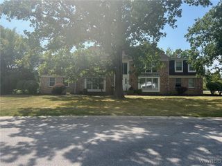 80 Carriage Drive 1, Orchard Park, NY 14127