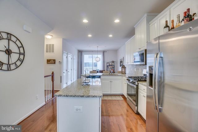 22356 PHILANTHROPIC DR, Ashburn, VA 20148