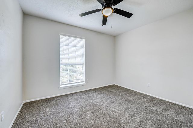 9842 Shell Rock Road, La Porte, TX 77571