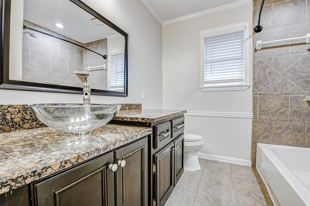 9842 Shell Rock Road, La Porte, TX 77571