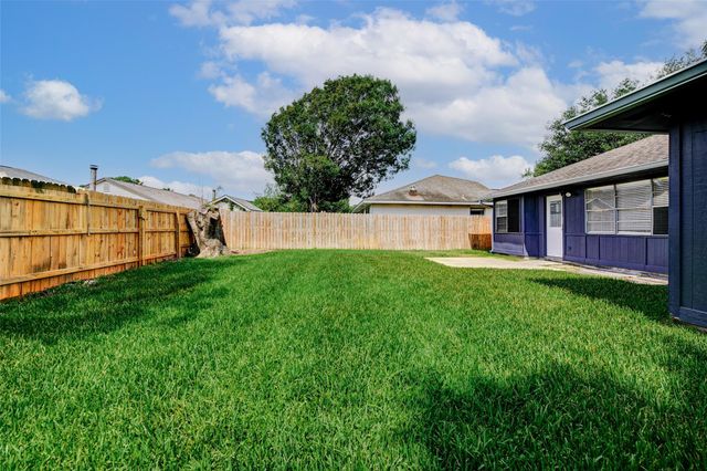9842 Shell Rock Road, La Porte, TX 77571
