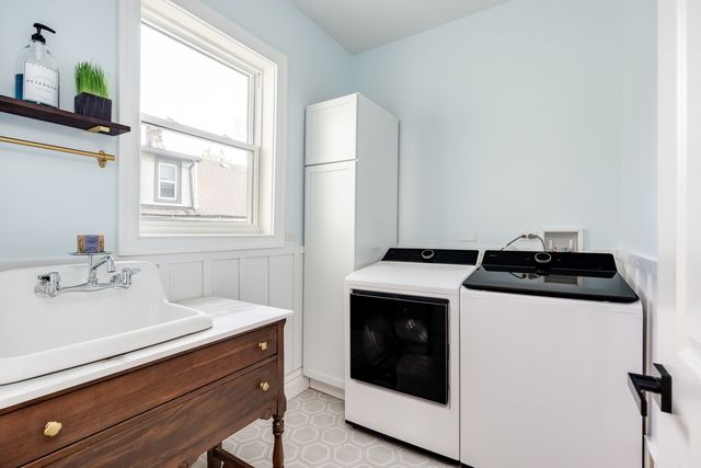 1931 N Whipple Street, Chicago, IL 60647