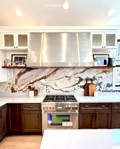1931 N Whipple Street, Chicago, IL 60647