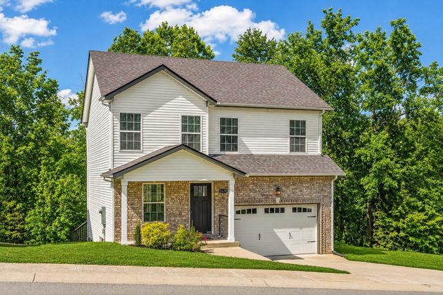 1125 Racker Dr, Clarksville, TN 37043