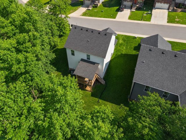 1125 Racker Dr, Clarksville, TN 37043