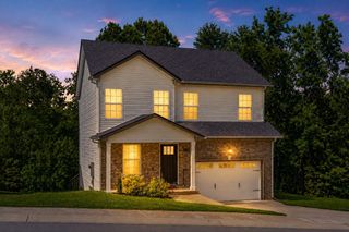 1125 Racker Dr, Clarksville, TN 37043