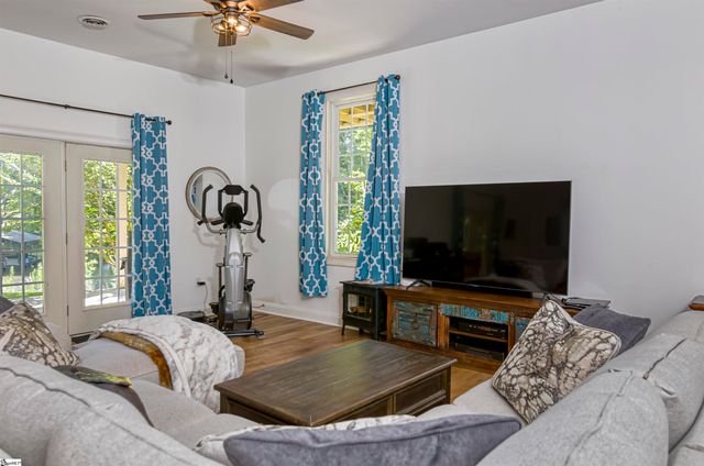 122 Fair Haven Court, Seneca, SC 29672