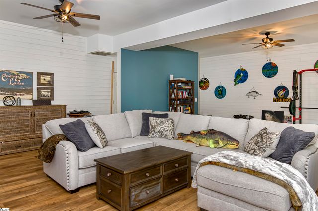 122 Fair Haven Court, Seneca, SC 29672