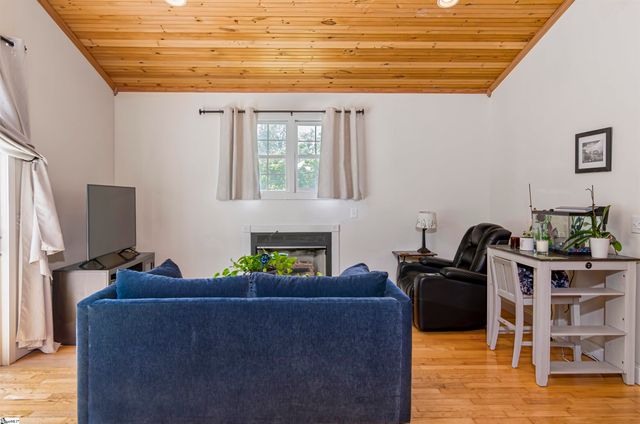 122 Fair Haven Court, Seneca, SC 29672