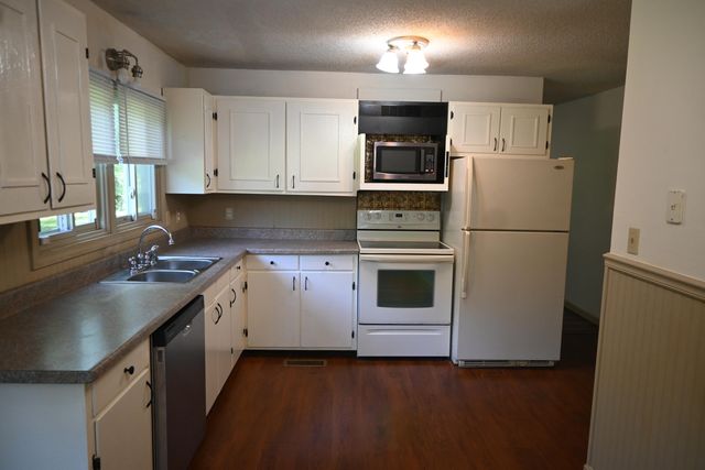 8250 W U.S. Highway 68 Highway 8250, Benton, KY 42025