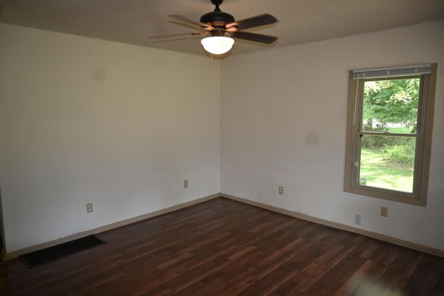 8250 W U.S. Highway 68 Highway 8250, Benton, KY 42025
