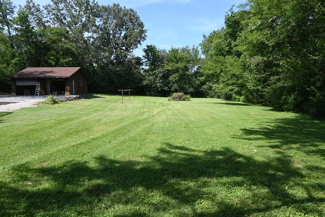8250 W U.S. Highway 68 Highway 8250, Benton, KY 42025