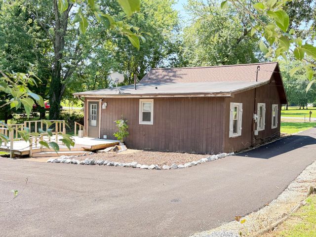 8250 W U.S. Highway 68 Highway 8250, Benton, KY 42025