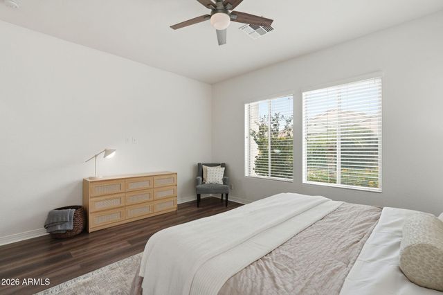 3280 E COCONINO Drive, Gilbert, AZ 85298