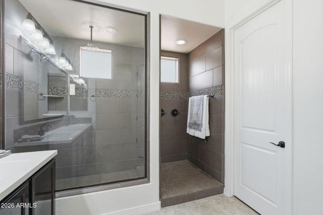 3280 E COCONINO Drive, Gilbert, AZ 85298