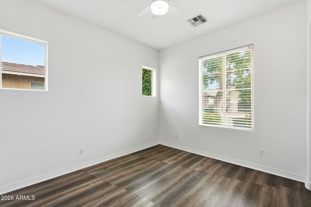 3280 E COCONINO Drive, Gilbert, AZ 85298