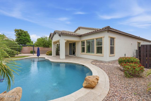 3280 E COCONINO Drive, Gilbert, AZ 85298