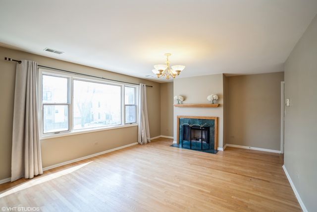 702 S Lytle Street 2N, Chicago, IL 60607
