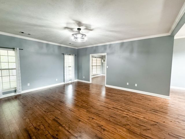 1404 Lauren Drive, Searcy, AR 72143