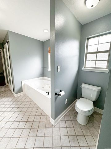 1404 Lauren Drive, Searcy, AR 72143