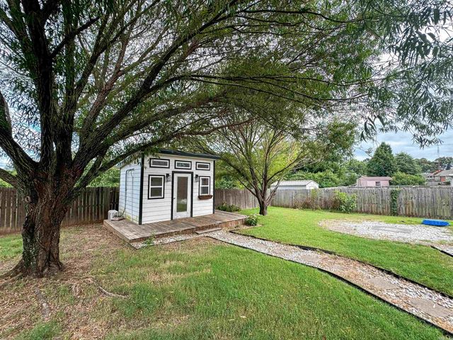 1404 Lauren Drive, Searcy, AR 72143