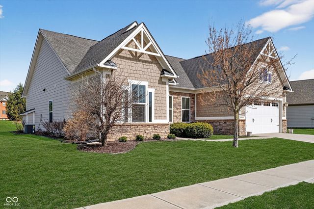 6710 Fox Club Lane, Brownsburg, IN 46112
