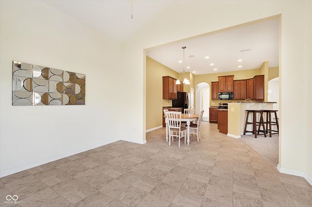 6710 Fox Club Lane, Brownsburg, IN 46112