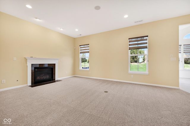 6710 Fox Club Lane, Brownsburg, IN 46112