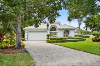 1401 SE Glencoe Court, Port St Lucie, FL 34952