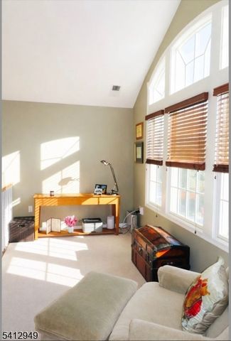 317 Kensington Ln, Livingston Twp., NJ 07039