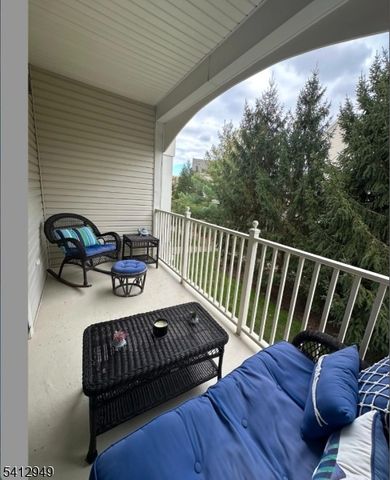 317 Kensington Ln, Livingston Twp., NJ 07039