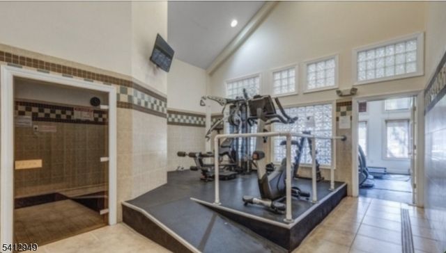 317 Kensington Ln, Livingston Twp., NJ 07039