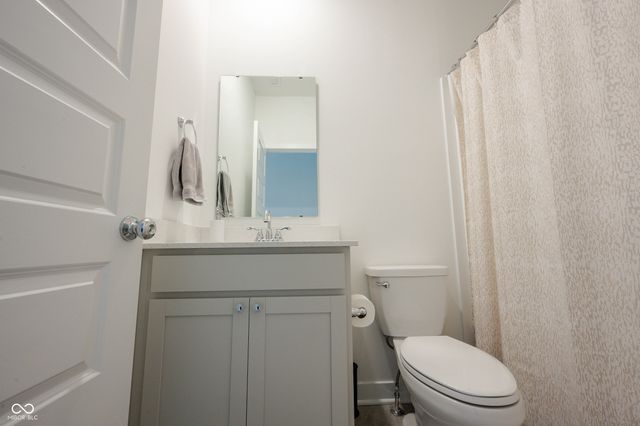 327 Waterford Lane, Westfield, IN 46074