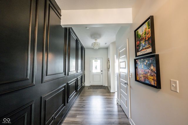 327 Waterford Lane, Westfield, IN 46074