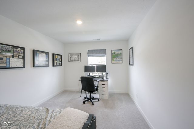 327 Waterford Lane, Westfield, IN 46074