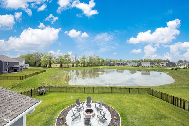 327 Waterford Lane, Westfield, IN 46074