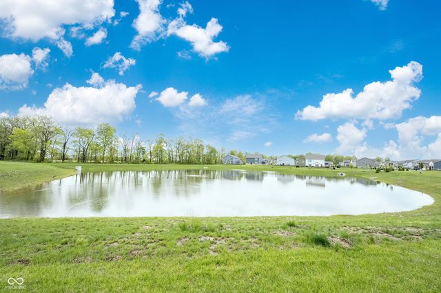 327 Waterford Lane, Westfield, IN 46074
