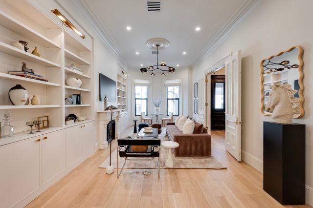 298 Columbus Ave 3, Boston, MA 02116