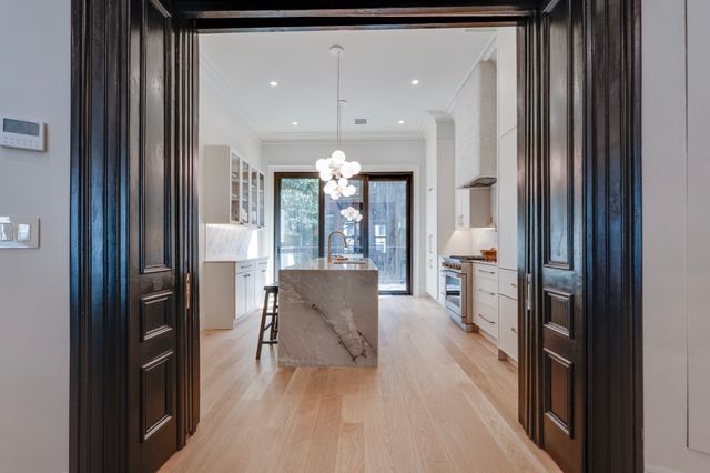 298 Columbus Ave 3, Boston, MA 02116