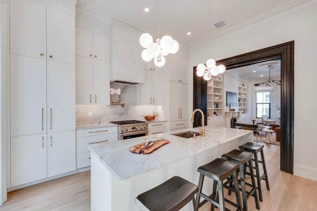 298 Columbus Ave 3, Boston, MA 02116