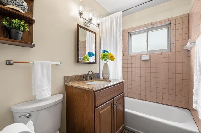 4605 Haines Avenue NE, Albuquerque, NM 87110