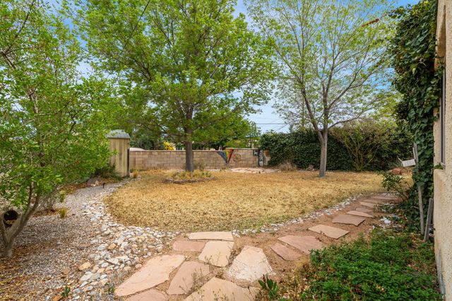 4605 Haines Avenue NE, Albuquerque, NM 87110