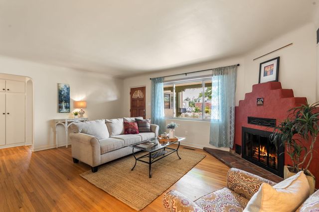 4605 Haines Avenue NE, Albuquerque, NM 87110