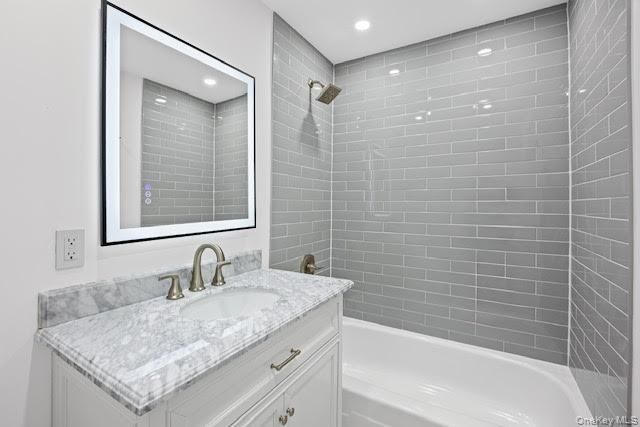 25 Alhambra Drive, Oceanside, NY 11572