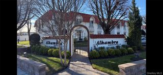 25 Alhambra Drive, Oceanside, NY 11572