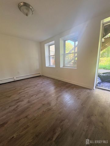 661 Catherine Street 1D, Perth Amboy, NJ 08861
